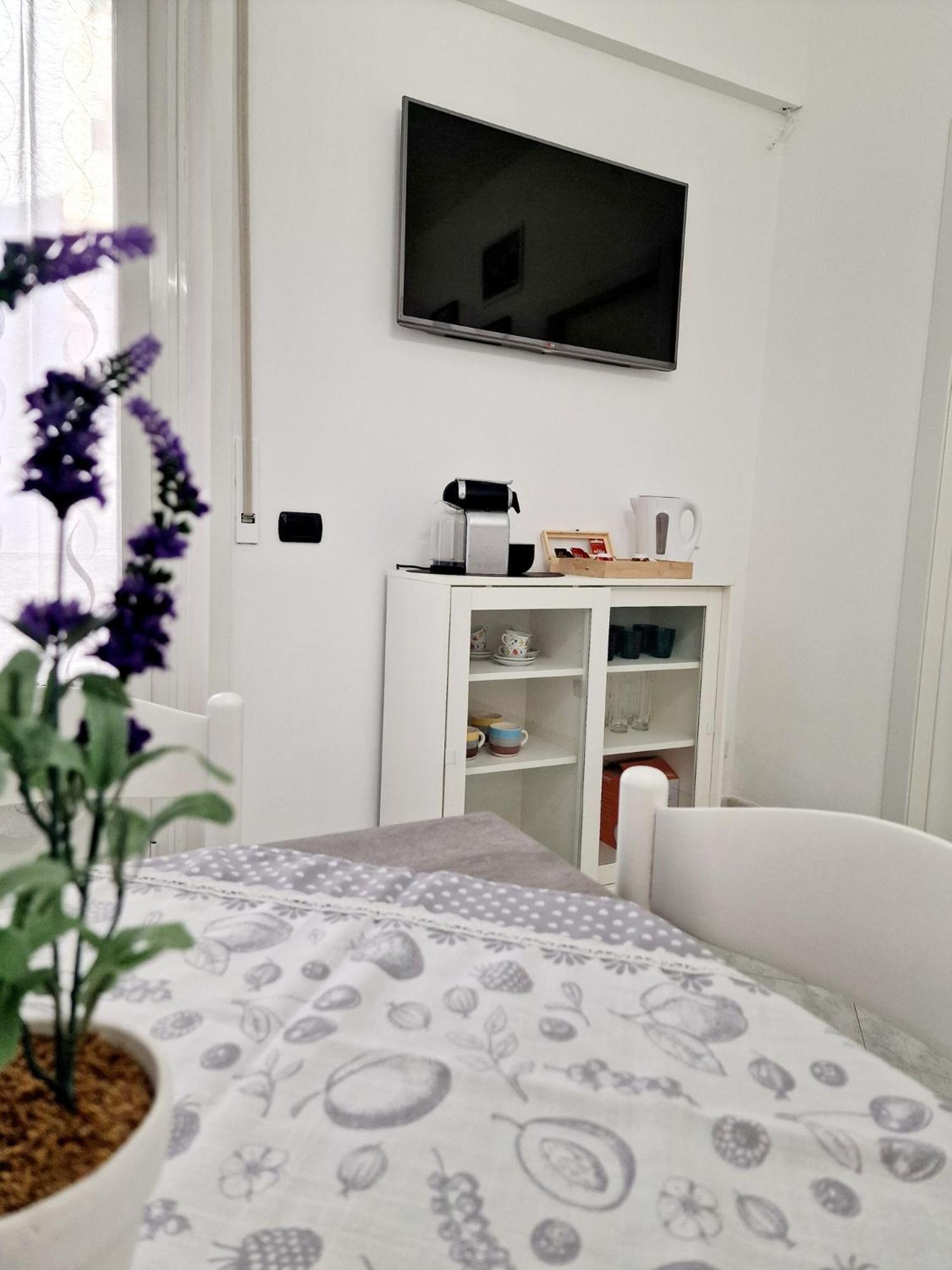 Fuori Dal Comune Apartment คอร์ซิโก ภายนอก รูปภาพ
