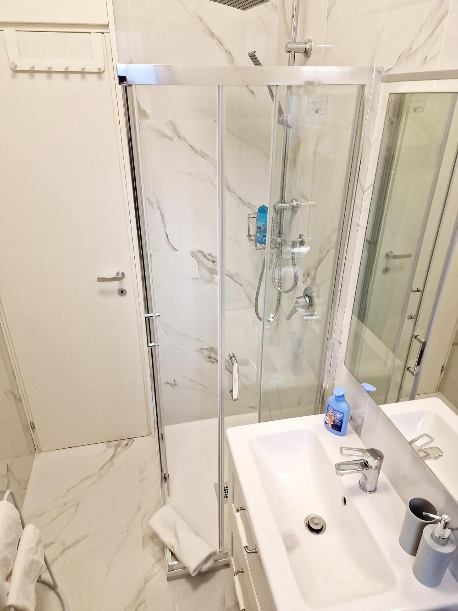 Fuori Dal Comune Apartment คอร์ซิโก ภายนอก รูปภาพ